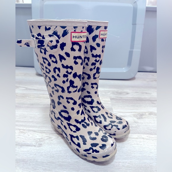 Hunter Other - Hunter cheetah print girls boots size 1